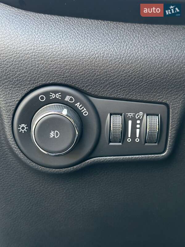 Позашляховик / Кросовер Jeep Compass 2025 в Білогородці