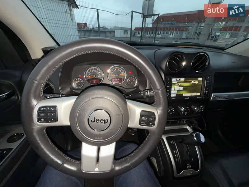 Внедорожник / Кроссовер Jeep Compass 2014 в Киеве фото 16 Внедорожник / Кроссовер Jeep Compass 2014 в Киеве