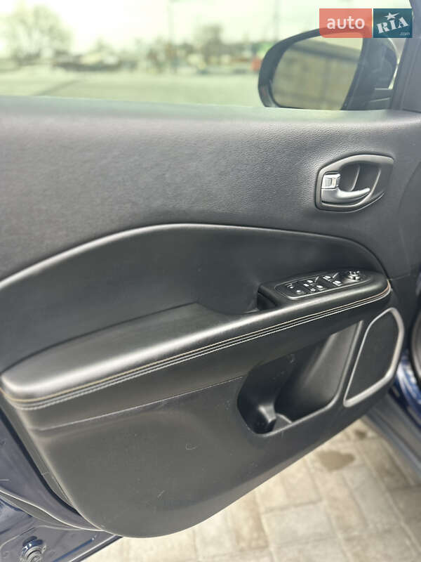 Позашляховик / Кросовер Jeep Compass 2018 в Дніпрі