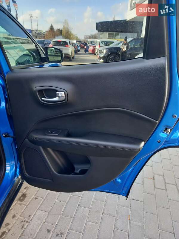 Позашляховик / Кросовер Jeep Compass 2019 в Полтаві фото 19 Позашляховик / Кросовер Jeep Compass 2019 в Полтаві