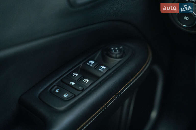 Внедорожник / Кроссовер Jeep Compass 2018 в Черновцах