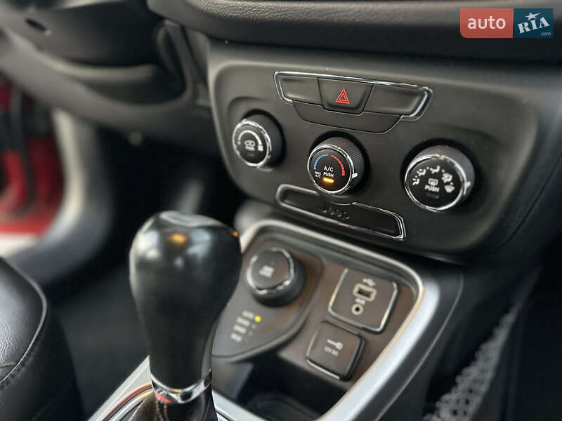 Позашляховик / Кросовер Jeep Compass 2018 в Первомайську