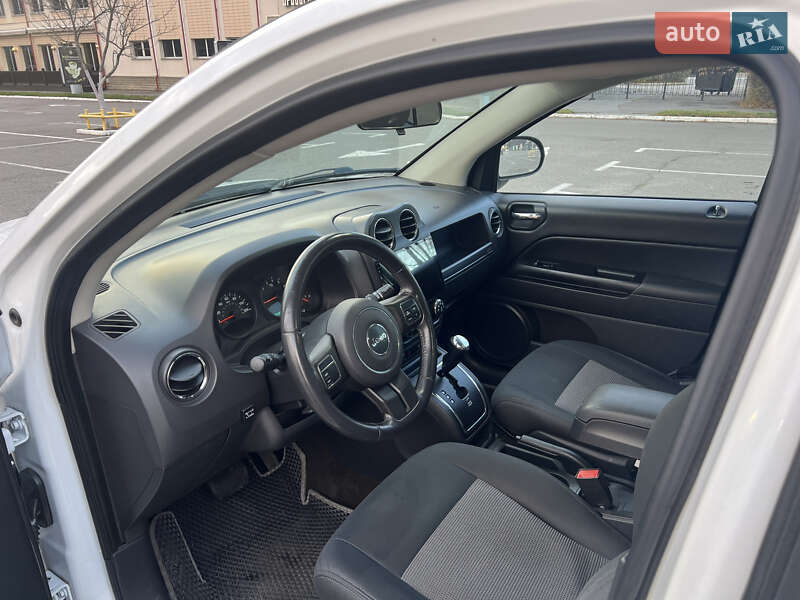 Внедорожник / Кроссовер Jeep Compass 2012 в Броварах