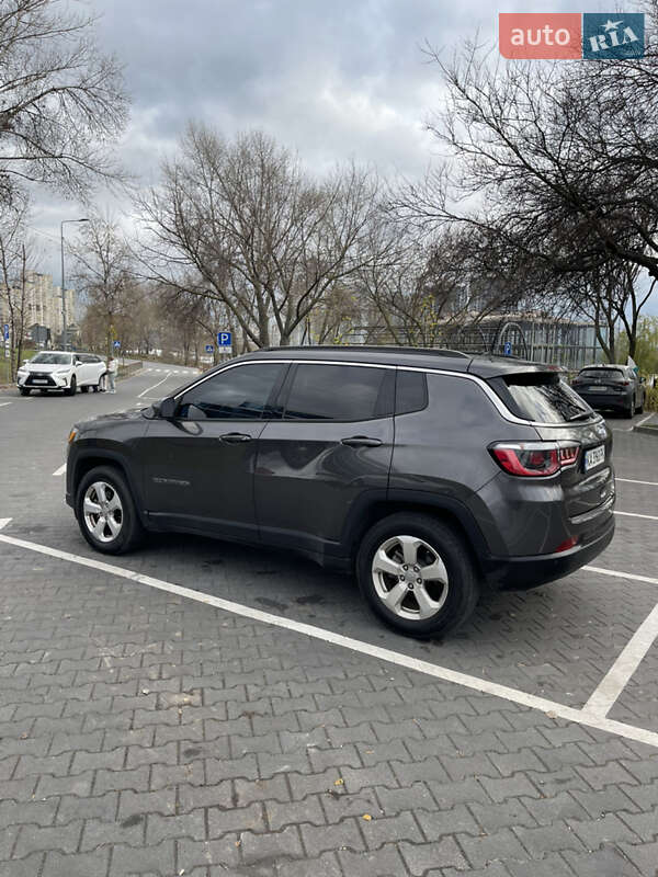 Внедорожник / Кроссовер Jeep Compass 2018 в Киеве