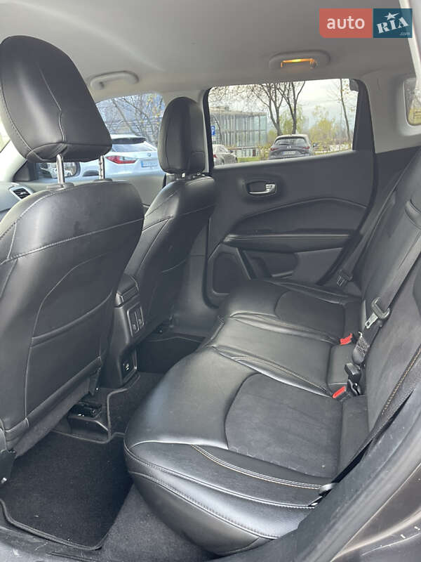 Внедорожник / Кроссовер Jeep Compass 2018 в Киеве