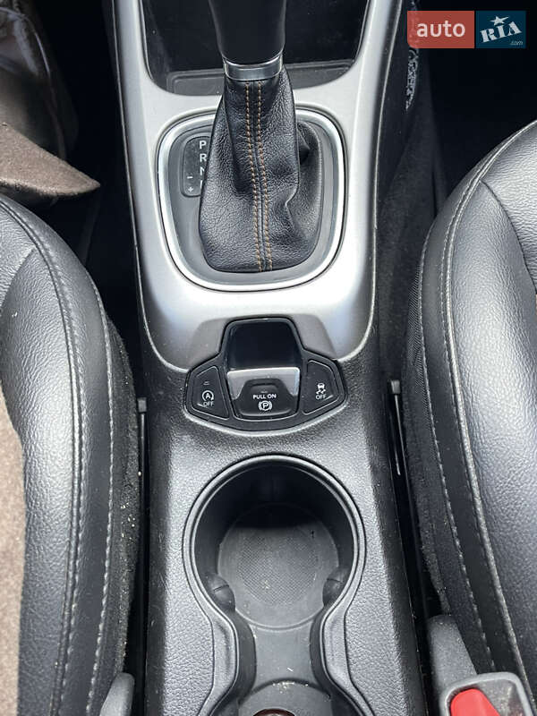 Внедорожник / Кроссовер Jeep Compass 2018 в Киеве