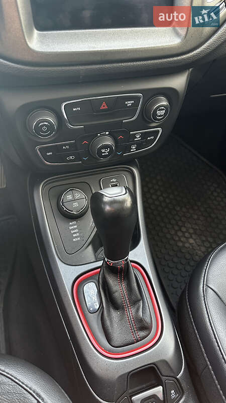 Внедорожник / Кроссовер Jeep Compass 2017 в Львове фото 26 Внедорожник / Кроссовер Jeep Compass 2017 в Львове