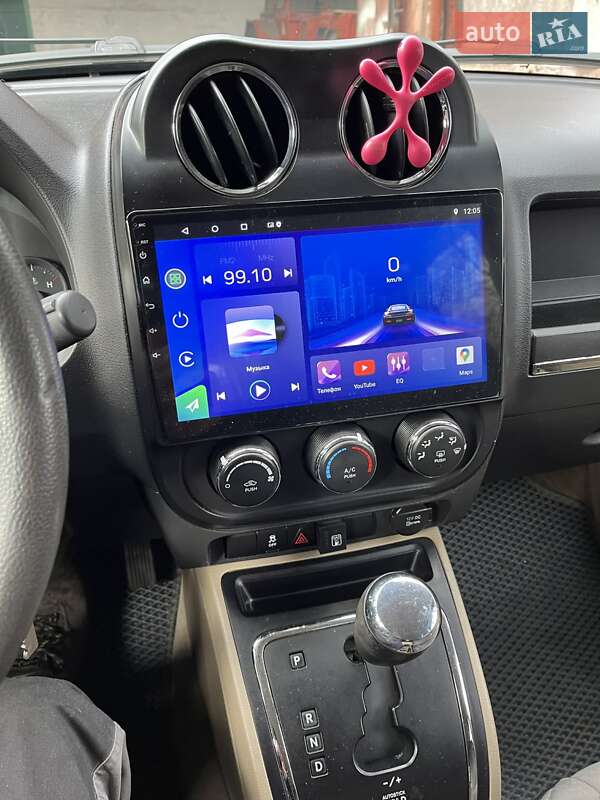 Внедорожник / Кроссовер Jeep Compass 2012 в Кривом Роге