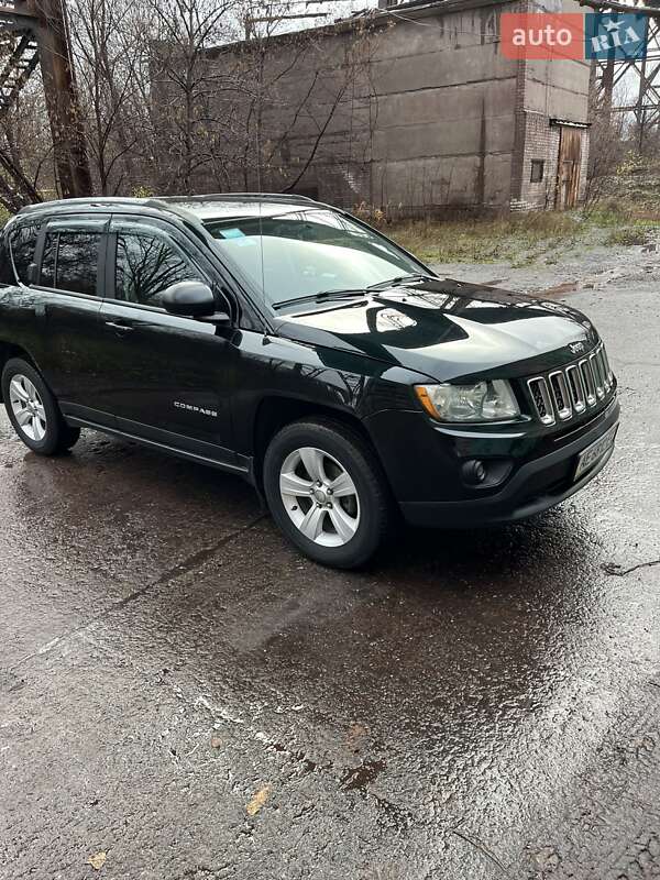 Внедорожник / Кроссовер Jeep Compass 2012 в Кривом Роге