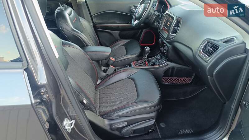 Внедорожник / Кроссовер Jeep Compass 2018 в Киеве фото 6 Внедорожник / Кроссовер Jeep Compass 2018 в Киеве