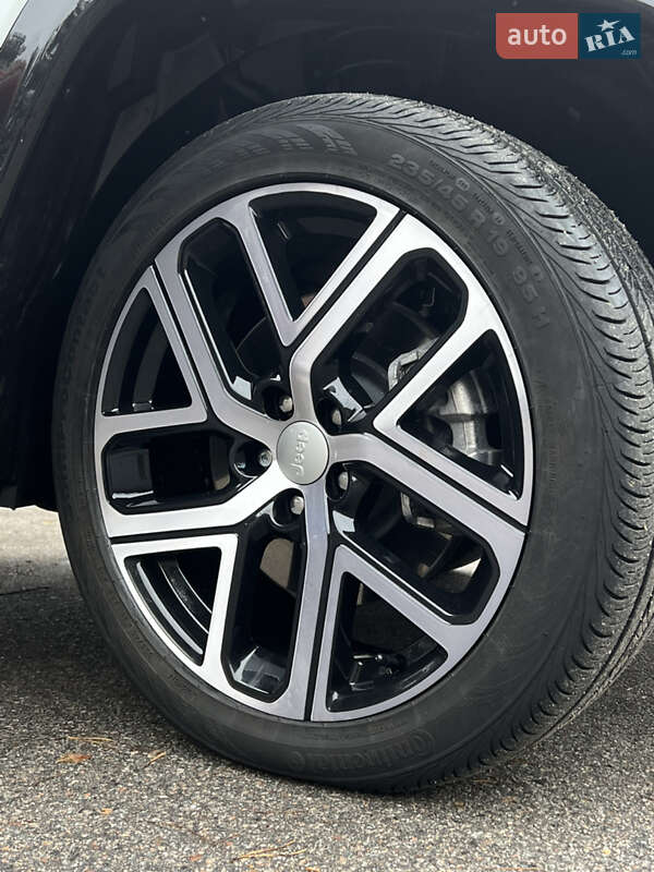 Внедорожник / Кроссовер Jeep Compass 2024 в Харькове