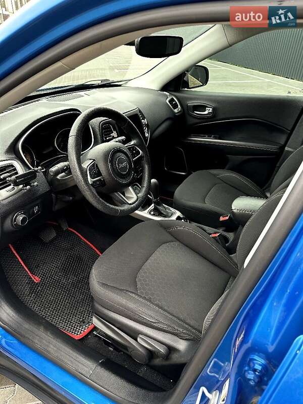 Внедорожник / Кроссовер Jeep Compass 2017 в Виннице