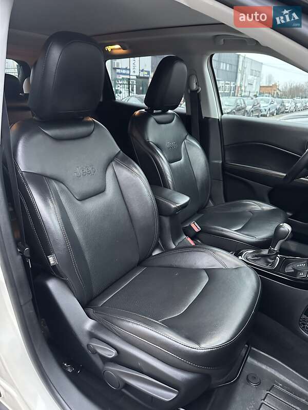 Внедорожник / Кроссовер Jeep Compass 2018 в Сумах фото 39 Внедорожник / Кроссовер Jeep Compass 2018 в Сумах