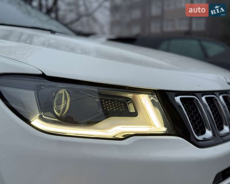 Внедорожник / Кроссовер Jeep Compass 2019 в Киеве