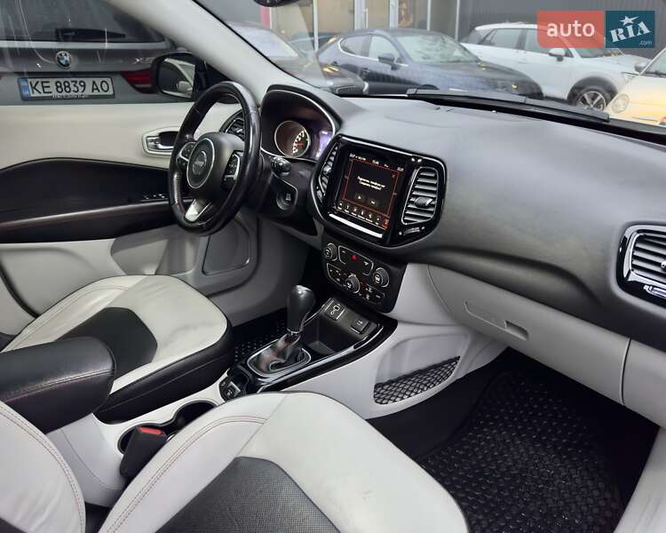 Внедорожник / Кроссовер Jeep Compass 2019 в Киеве