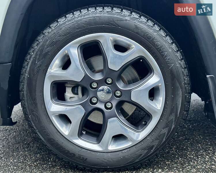 Внедорожник / Кроссовер Jeep Compass 2019 в Киеве