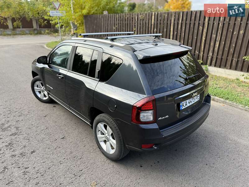Внедорожник / Кроссовер Jeep Compass 2014 в Киеве