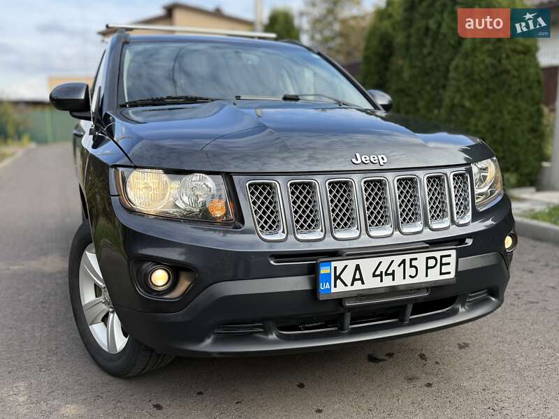 Внедорожник / Кроссовер Jeep Compass 2014 в Киеве