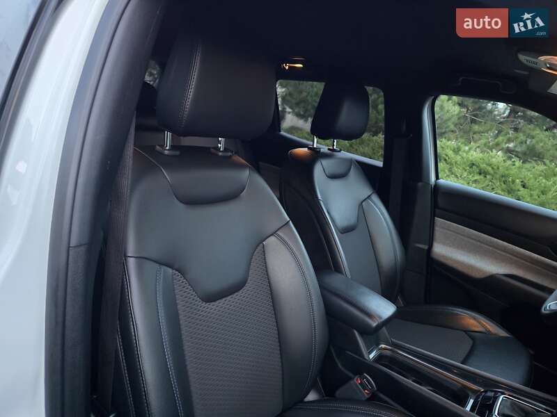 Внедорожник / Кроссовер Jeep Compass 2023 в Полтаве