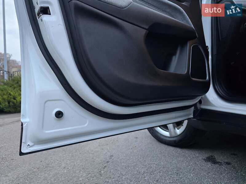 Внедорожник / Кроссовер Jeep Compass 2023 в Полтаве