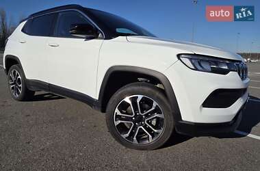 Внедорожник / Кроссовер Jeep Compass 2022 в Киеве