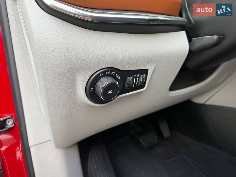 Внедорожник / Кроссовер Jeep Compass 2023 в Киеве