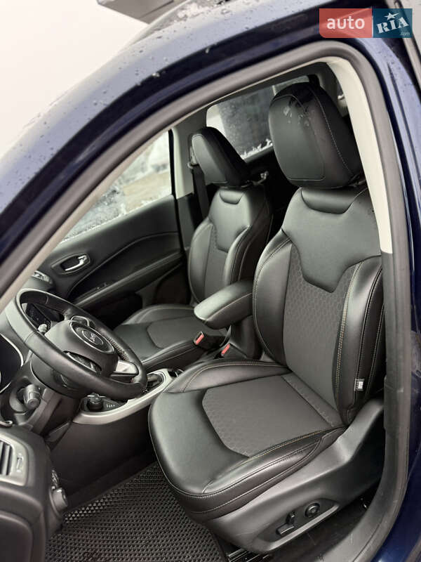 Внедорожник / Кроссовер Jeep Compass 2019 в Ровно