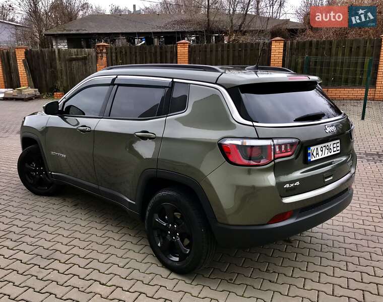Внедорожник / Кроссовер Jeep Compass 2019 в Киеве