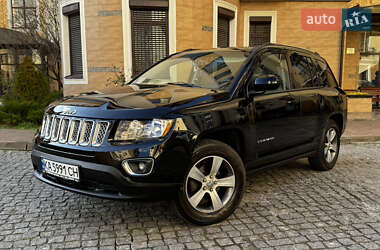 Внедорожник / Кроссовер Jeep Compass 2016 в Киеве