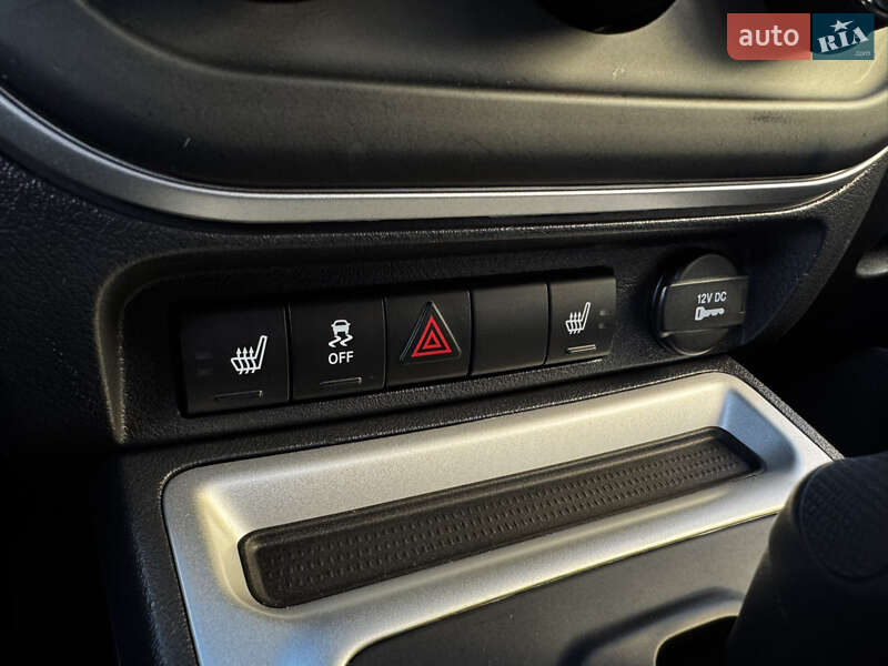 Позашляховик / Кросовер Jeep Compass 2016 в Києві