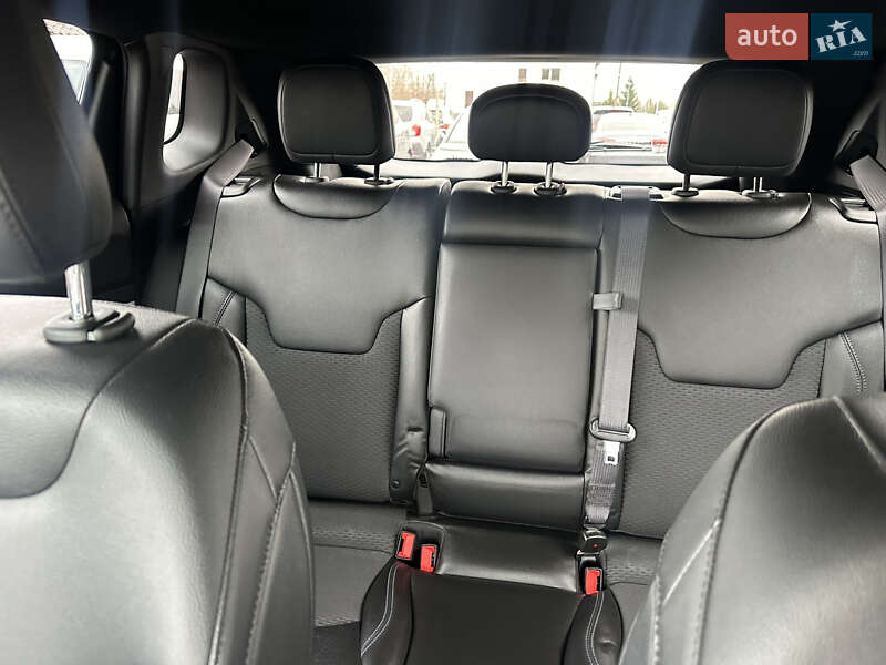 Внедорожник / Кроссовер Jeep Compass 2024 в Дубно