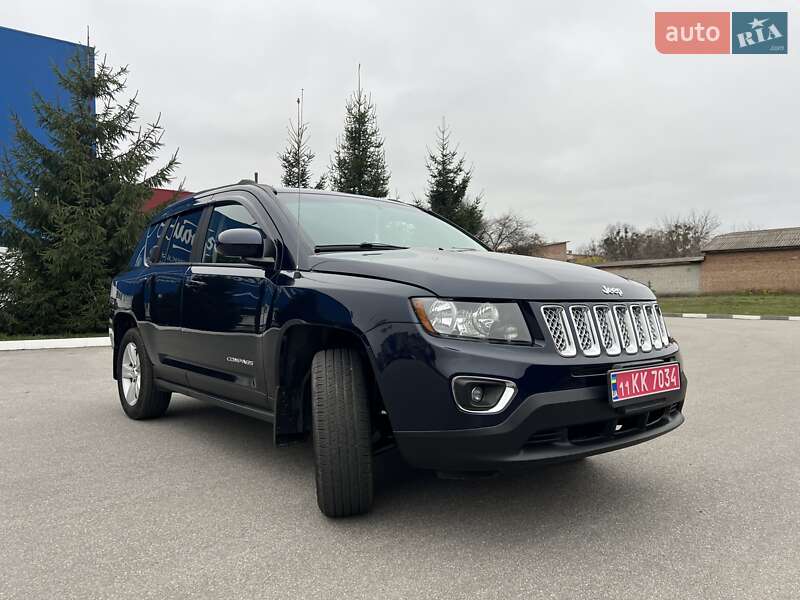 Внедорожник / Кроссовер Jeep Compass 2015 в Богуславе