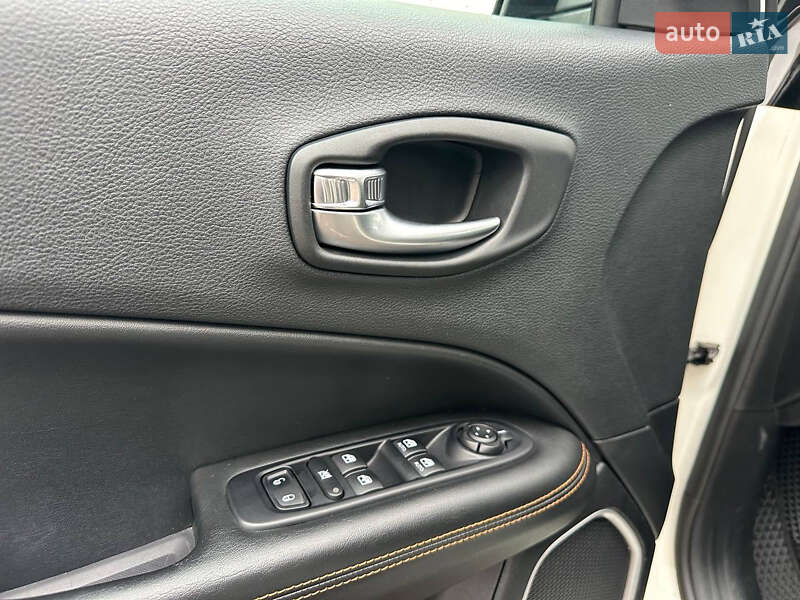 Позашляховик / Кросовер Jeep Compass 2018 в Києві