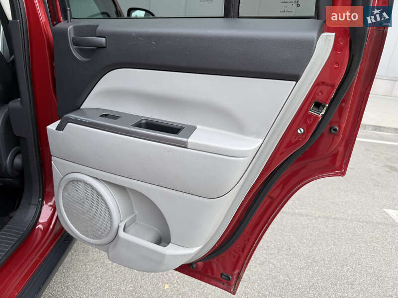 Позашляховик / Кросовер Jeep Compass 2007 в Києві