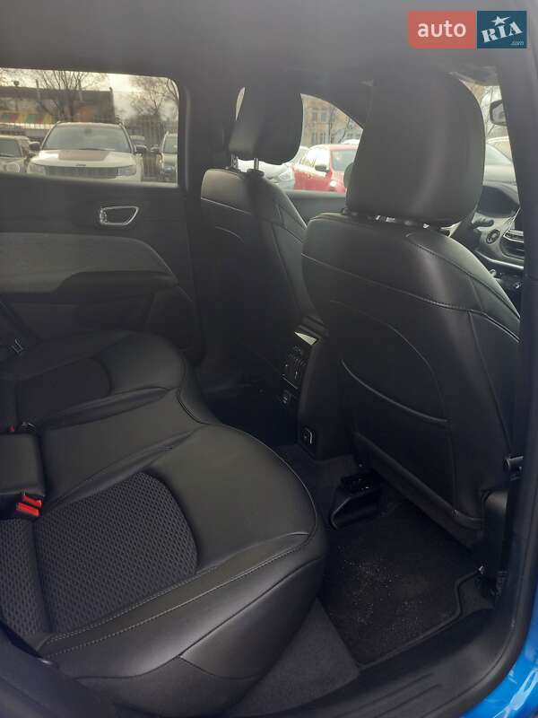 Внедорожник / Кроссовер Jeep Compass 2025 в Полтаве