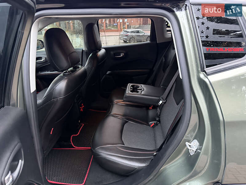 Позашляховик / Кросовер Jeep Compass 2017 в Сумах