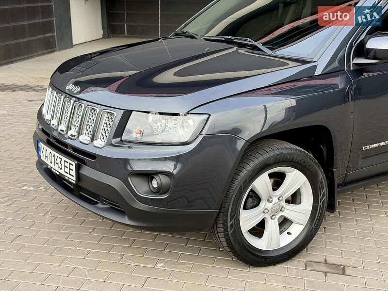 Внедорожник / Кроссовер Jeep Compass 2014 в Киеве