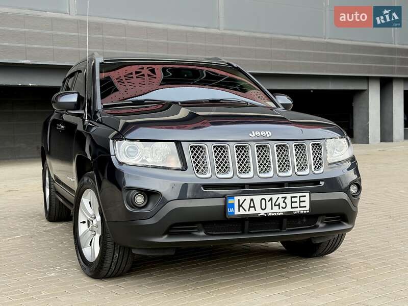 Внедорожник / Кроссовер Jeep Compass 2014 в Киеве