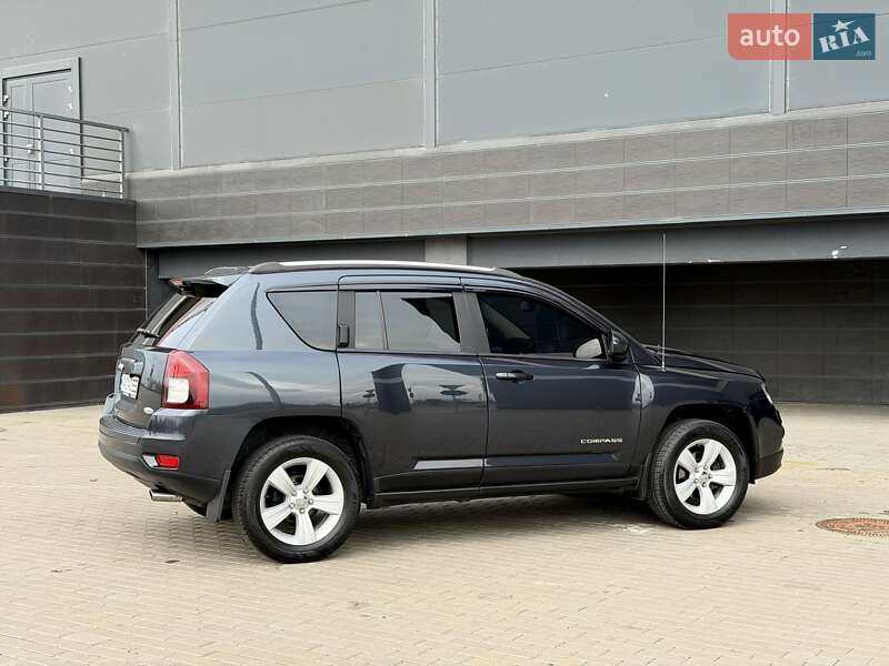 Внедорожник / Кроссовер Jeep Compass 2014 в Киеве