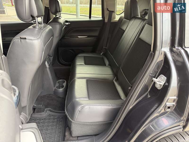 Внедорожник / Кроссовер Jeep Compass 2014 в Киеве