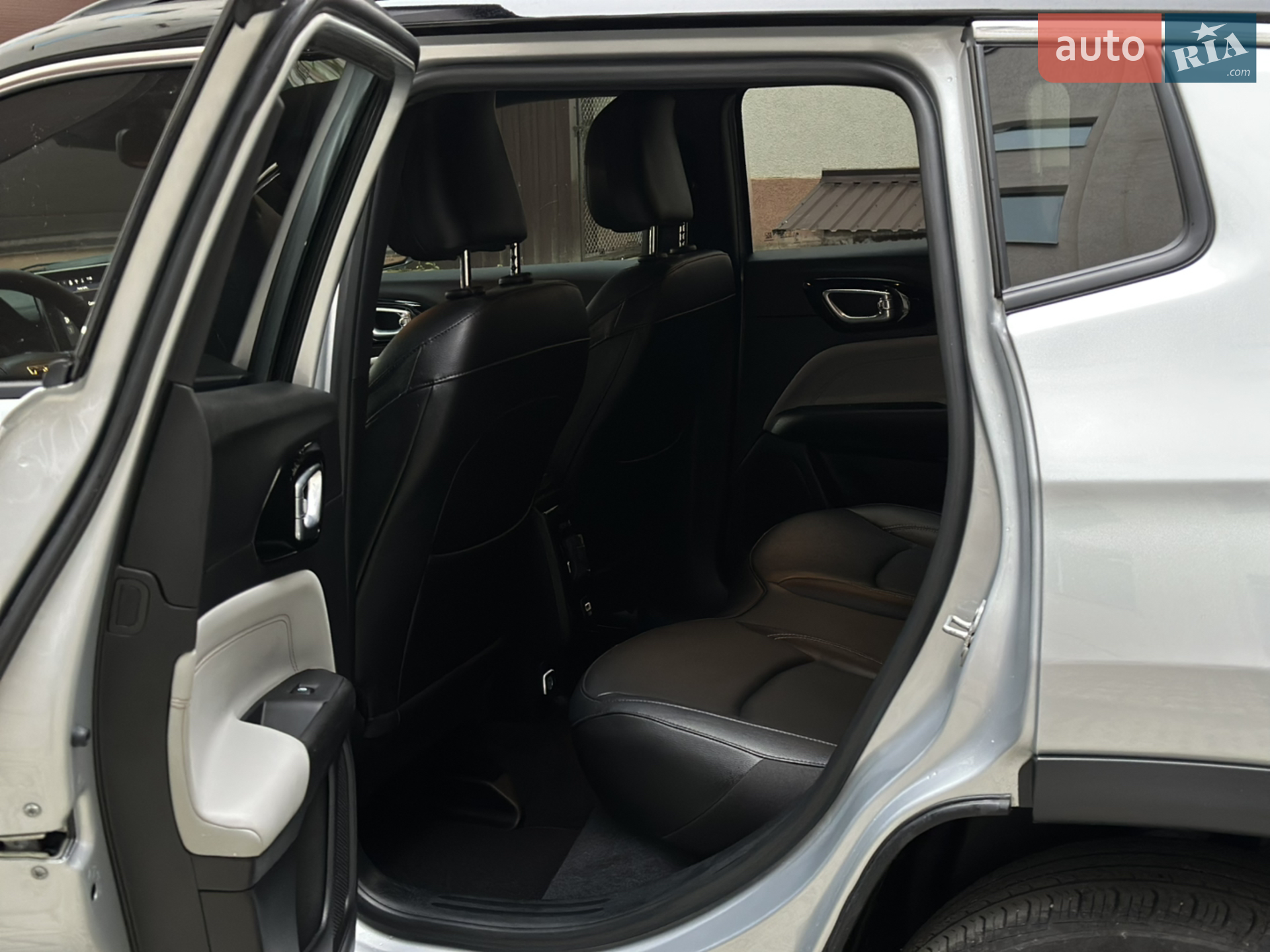2024 Jeep Compass - мініатюра 18