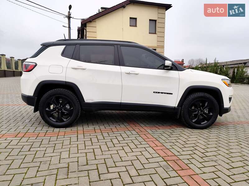 Позашляховик / Кросовер Jeep Compass 2018 в Золочеві