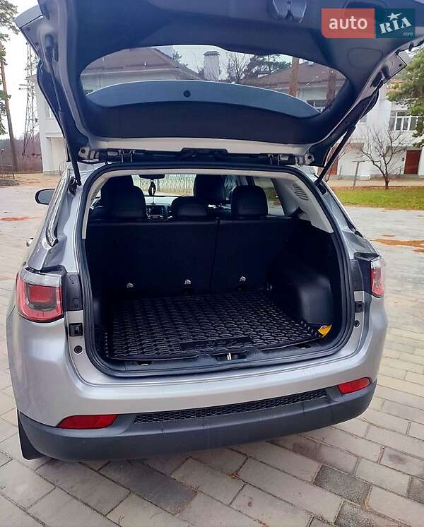 Внедорожник / Кроссовер Jeep Compass 2018 в Ахтырке фото 4 Внедорожник / Кроссовер Jeep Compass 2018 в Ахтырке