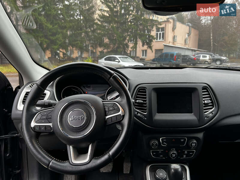 Внедорожник / Кроссовер Jeep Compass 2017 в Харькове