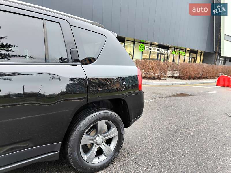 Позашляховик / Кросовер Jeep Compass 2014 в Києві