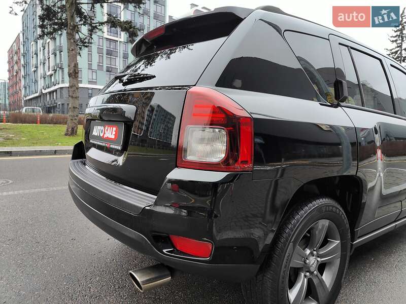 Позашляховик / Кросовер Jeep Compass 2014 в Києві