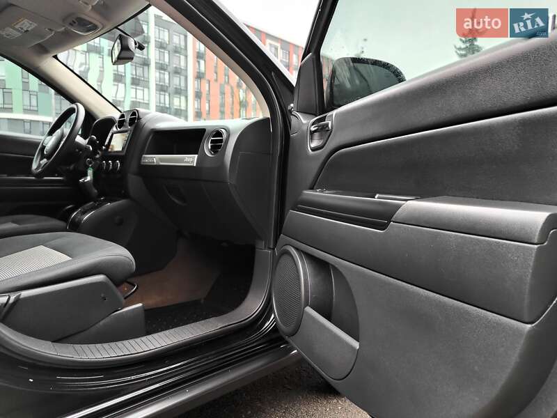 Позашляховик / Кросовер Jeep Compass 2014 в Києві