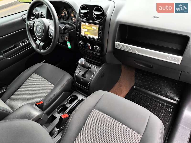 Позашляховик / Кросовер Jeep Compass 2014 в Києві