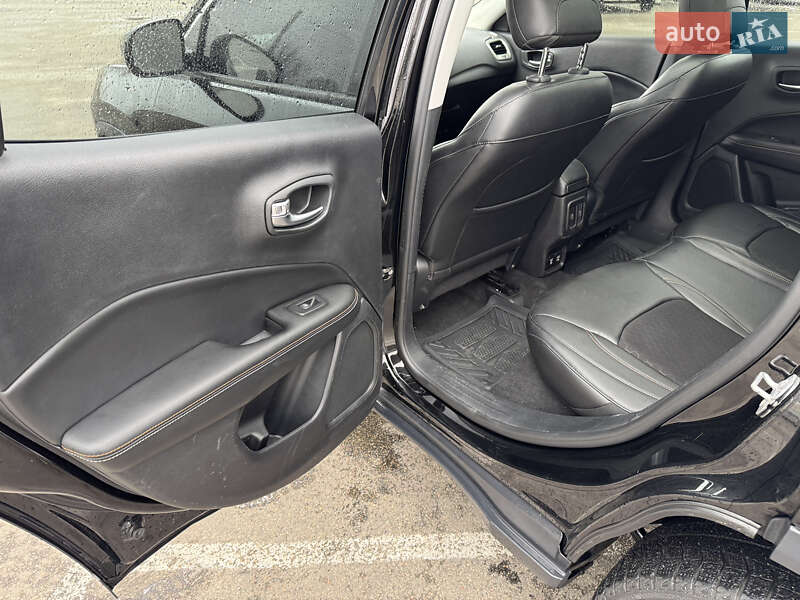 Внедорожник / Кроссовер Jeep Compass 2018 в Днепре