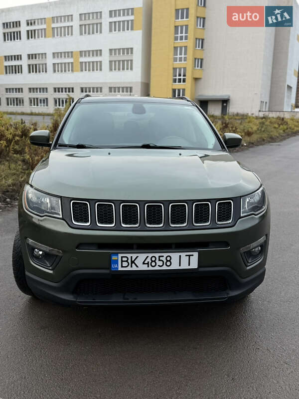 Внедорожник / Кроссовер Jeep Compass 2019 в Ровно
